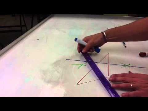 how to locate the circumcenter of a triangle