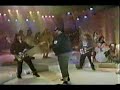 ratos de por�o tocando seu hit sofrer no (pasmem) viva a noite do sbt com gugu piu piu e tudo mais... o teu passado, te condeeeena.