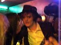 Pete Doherty arrive et s\