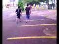 videos de os três patetas    e o pneu