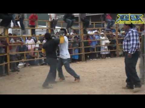 box - Continuación del combate de box ranchero en la Chicocana Ayutla Mixe Oax. esto se pone bueno en cada combate y las que siguen van a estar mejor esperenlo.