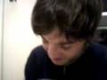 Raulito hace tentar a tatú