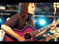 Vinnie Moore.