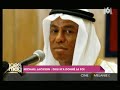 Le chanteur s'est converti à l'islam vendredi dernier au cours d'une cérémonie dans un appartement de Los Angeles, en présence d'un imam de la mosquée locale et d'amis.C'est le tabloïd britannique The Sun qui l'annonce: Michael Jackson a changé de religion. L'homme, témoin de Jéhovah à la base, est devenu musulman vendredi dernier, au cours d'une cérémonie dans un appartement de Los Angeles, en présence d'un imam.Une source dont le Sun ne cite pas l'identité affirme que c'est en enregistrant son dernier album que Michael Jackson est entré en contact avec la religion musulmane. En effet, son producteur et son parolier étant tous deux musulmans, ils lui ont parlé de cette religion, et lui ont signifié combien ils se sentaient des hommes meilleurs depuis leur propre conversion. Pour l'aider dans sa démarche, le chanteur se serait également tourné vers son ami Youssef Islam, mieux connu sous son nom d'avant-conversion, Cat Stevens.Lors de la cérémonie de vendredi dernier, la pop-star a dû choisir entre deux nouveaux noms: à Mustafa, Jackson a préféré Mikaeel, un patronyme il est vrai plus proche de son prénom d'origine.