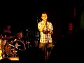 Stan Van Samang met \"Scars\" Stan Van Samang met \"Scars\"