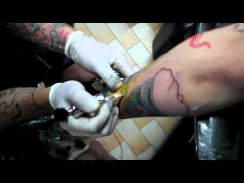 how to treat tattoo