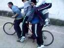 k le a pasado a la rueda de atras???