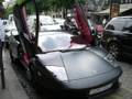 LP640 from Qatar (pink interior)