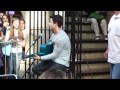 Nick Jonas canta What Makes You Beautiful do One Direction! Assista já!