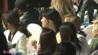 SNSD ì†Œë…€ì‹œëŒ€ & Apink ì—ì´í•‘í¬ Fangirling!
