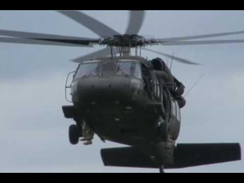 UH 60 - UH-60 Blackhawk Demonstration 2009 Joint Services Open House Andrews AFB, Maryland Sunday May 17, 2009 IN THIS VIDEO, watch as this Army Blackhawk is used to...