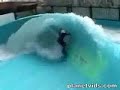 Surfando em onda artificial