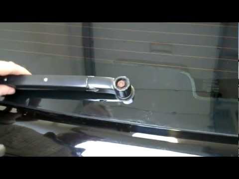How to service the rear wiper arm on a Range Rover Sport