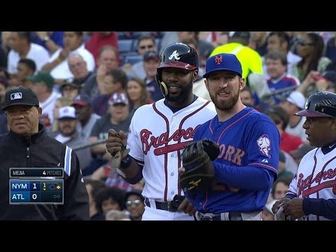 Video: NYM@ATL: Heyward forgets the count, walks