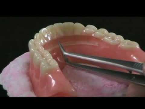 how to repair broken dentures