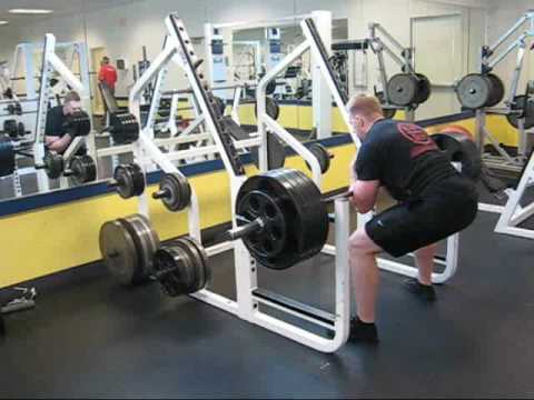 how to perform zercher squats