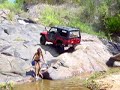 Cambalhota escalando a cachoeira de Cacaria