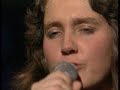 live performens of the song 