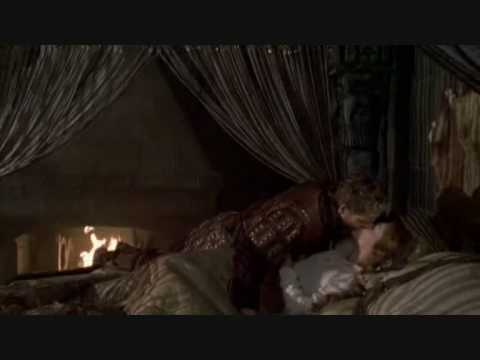 Samantha Mathis
