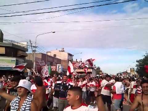 Dep. Moron Vs. Chacarita - Caravana al Francisco Urbano- Desde el Cementerio - (Video N° 1)