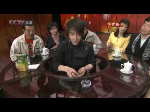 Chinese Magician Performs Amazing Illusion