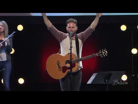 spontaneous - We Are Walking on Water (Spontaneous Worship) - Jeremy Riddle, Steffany Frizzell and William Matthews.