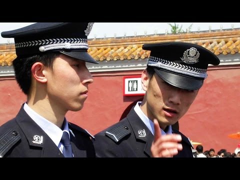 why - It was the largest gathering in Beijing since the Tiananmen Square Massacre. 10000 Falun Gong practitioners peacefully gathered around the central appeals office next to Zhongnanhai on April...