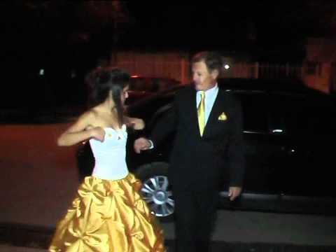 ENTRADA 15 AÑOS - TE MOSTRAMOS LA ENTRADA DE SOFI A SU ESPECTACULAR FIESTA DE 15 AÑOS.DISFRUTA DE ESTE MOMENTO INOLVIDABLE DE SOFI, SU FAMILIA Y SUS AMIGOS!!!