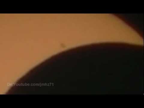 Un objet entre la Lune et le Soleil le 20 mai 2012 ?