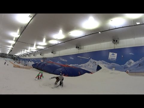 Учимся кататься на лыжах в Снеж.ком