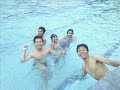 peterpan - di kolam renang