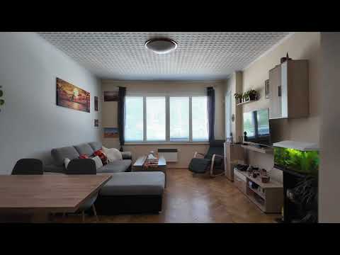 Video Prodej bytu 3+1 (74 m²) s balkónem a dvěma sklepy - Ano, můžete je vidět!
