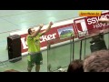 Un jugador italiano de balonmano agredi� a otro jugador despu�s de que el mismo le besara en un partido
