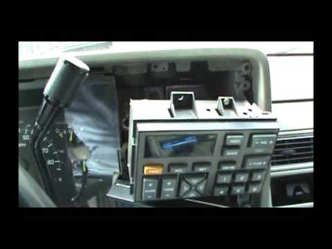 ’93 Chevy Silverado Aftermarket Radio Install