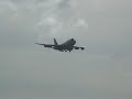 Cathay Pacific Boeing 747 over Mong Kok landing Hong Kong Kai Tak Airport ?? ????
