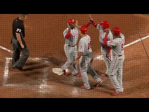 Video: Jimmy Rollins smashes a grand slam to left field