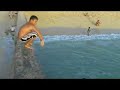 hawaii-kids-jumping-off-the-wall-at-waikiki.html