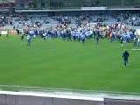 AGF footballgameのフーリガン