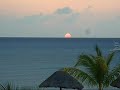AtArDeCeR En CoZuMeL MeXiCo (Version Corta)