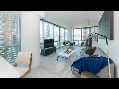 A skyline-view 2-bedroom, 2-bath at the South Loop’s Essex on the Park A skyline-view 2-bedroom, 2-bath at the South Loop’s Essex on the Park