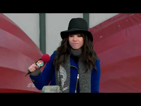 Carly Rae Jepsen - This Kiss (11.22.2012)(Thanksgiving Parade 720p)