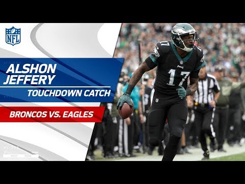 Video: Carson Wentz Fakes the Option & Tosses a TD Pass to Alshon Jeffery! | Broncos vs. Eagles | NFL Wk 9