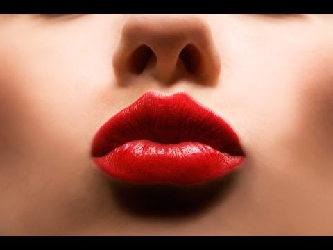 how to define big lips