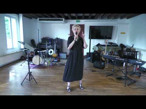 SARAH – RESTAURER LA CONFIANCE EN DIEU