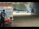 Corto realizado dos años atrás para un proyecto de inglés. Johnson y Porcaro son dos policías de segunda que encuentran por casualidad un asesinato en primer grado de toda la familia de un expolicía. Vincent McCormack, jefe de policía, les echa misteriosamente del caso. Aún sabiendo el peligro, correrán una desenfrenada carrera para averiguar el entramado y sacar a la luz una comisaría llena de corrupción encabezada por McCormack y sus secuaces.30 min. aprox. / +7Short film realized two years ago for an English project.  Johnson and Porcaro are two cops of second who find accidentally a murder in the first degree of the whole family of an expoliceman. Vincent McCormack, chief of police, throws them mysteriously of the case. Still knowing the danger, they will traverse a wild race to discover the casr and to extract to the light a police station full of corruption headed by McCormack and his followers.30 min aprox / +7
