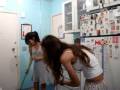Camila e Marcela em: A guerra de fariinha! Uhuul!