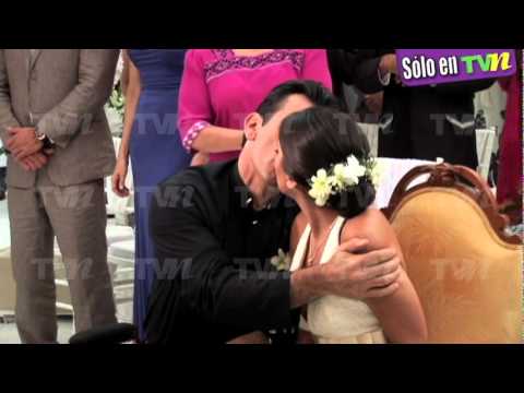 ana brenda contreras - En 'La que no podía amar' los personajes de Jorge Salinas y Ana Brenda Contreras se casan entre mucha tensión, pero detrás de cámaras hubo mucho diversión.
