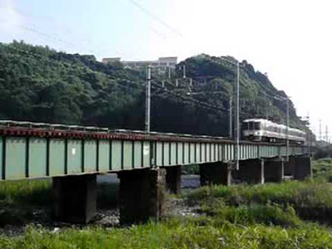 373系　特急ふじかわ2号　鉄橋通過（2008年9月撮影）