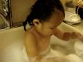 videos de Molly getting a bath.mpg