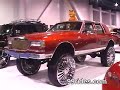 Sema Show 2006 30 inch rims on a donk